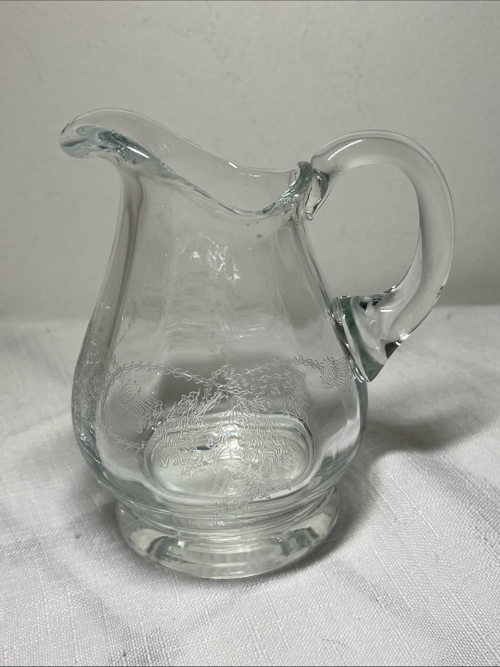 Thistle by Bohemia Crystal Crystalex Creamer
BOCTHI Etched Leaves
